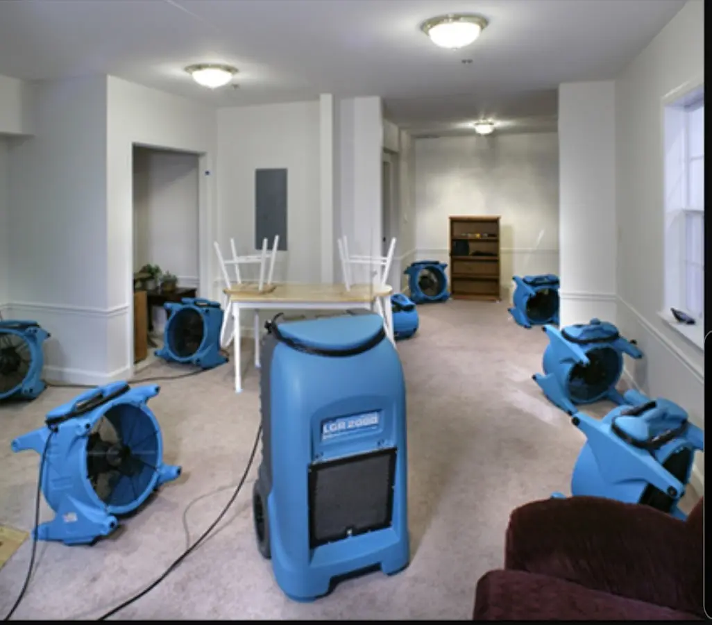 Air movers and dehumidifier setup for Water Extraction & Removal in West Haven-Sylvan